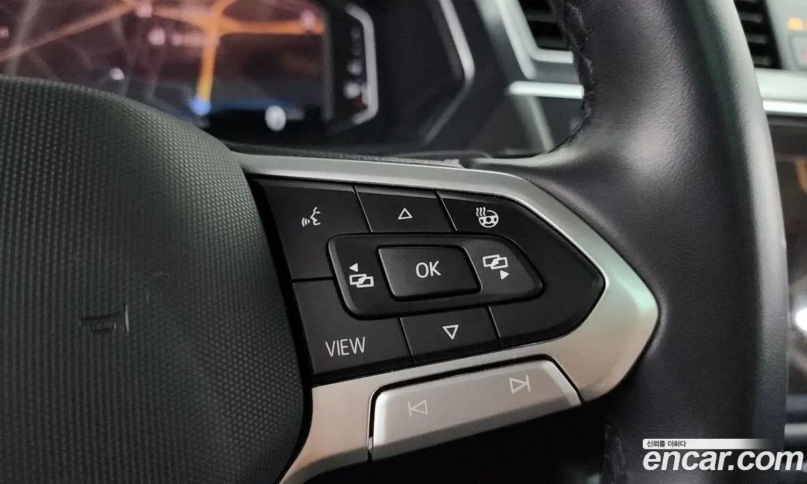 Volkswagen Tiguan 2023 2.0 автомат (гидро), фото 23