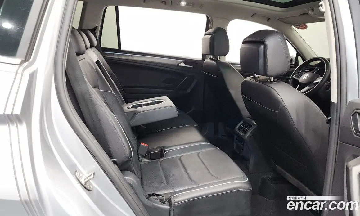 Volkswagen Tiguan 2023 2.0 автомат (гидро), фото 27