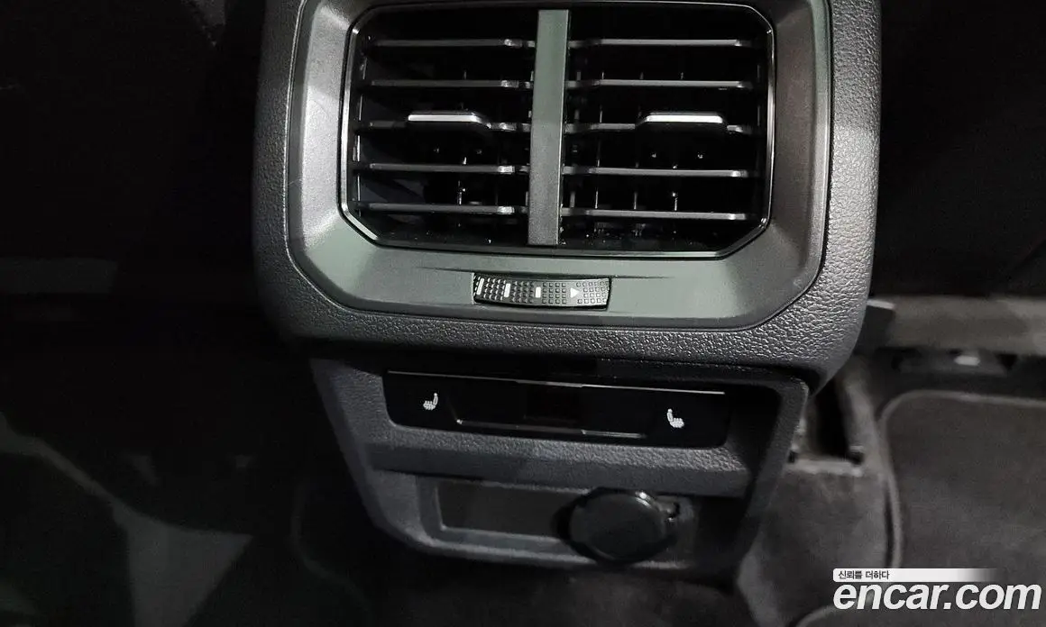 Volkswagen Tiguan 2023 2.0 автомат (гидро), фото 31