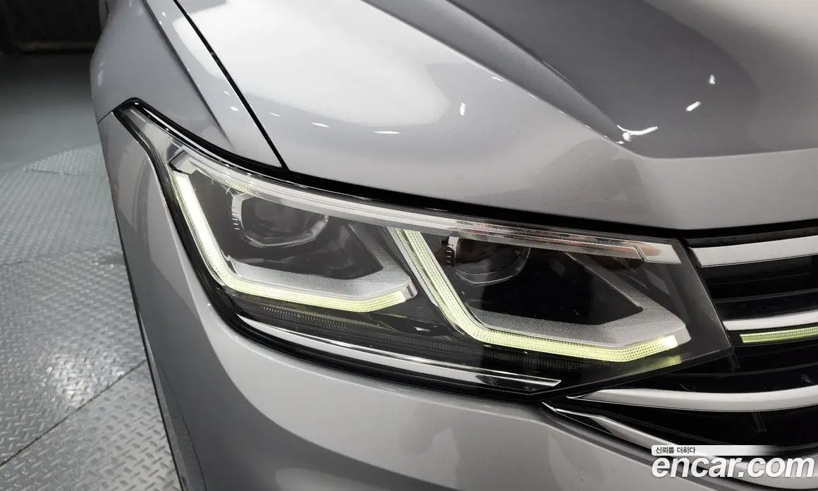 Volkswagen Tiguan 2023 2.0 автомат (гидро), фото 8