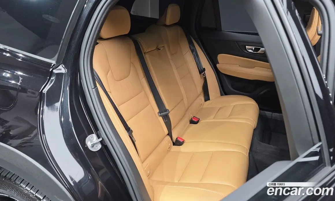 Volvo V60 2023 2.0 автомат (гидро), фото 11 Volvo V60 2023 2.0 автомат (гидро), фото 11