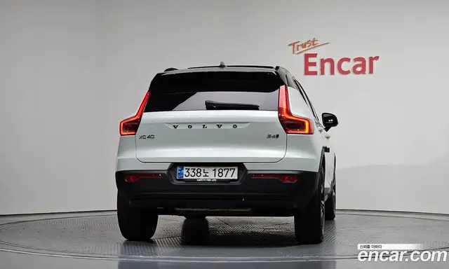 Volvo XC40 2021 2.0 автомат (гидро), миниатюра 4 Volvo XC40 2021 2.0 автомат (гидро), миниатюра 4
