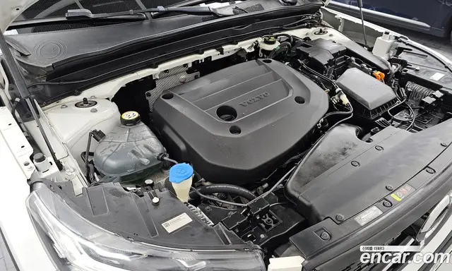 Volvo XC40 2021 2.0 автомат (гидро), миниатюра 6 Volvo XC40 2021 2.0 автомат (гидро), миниатюра 6