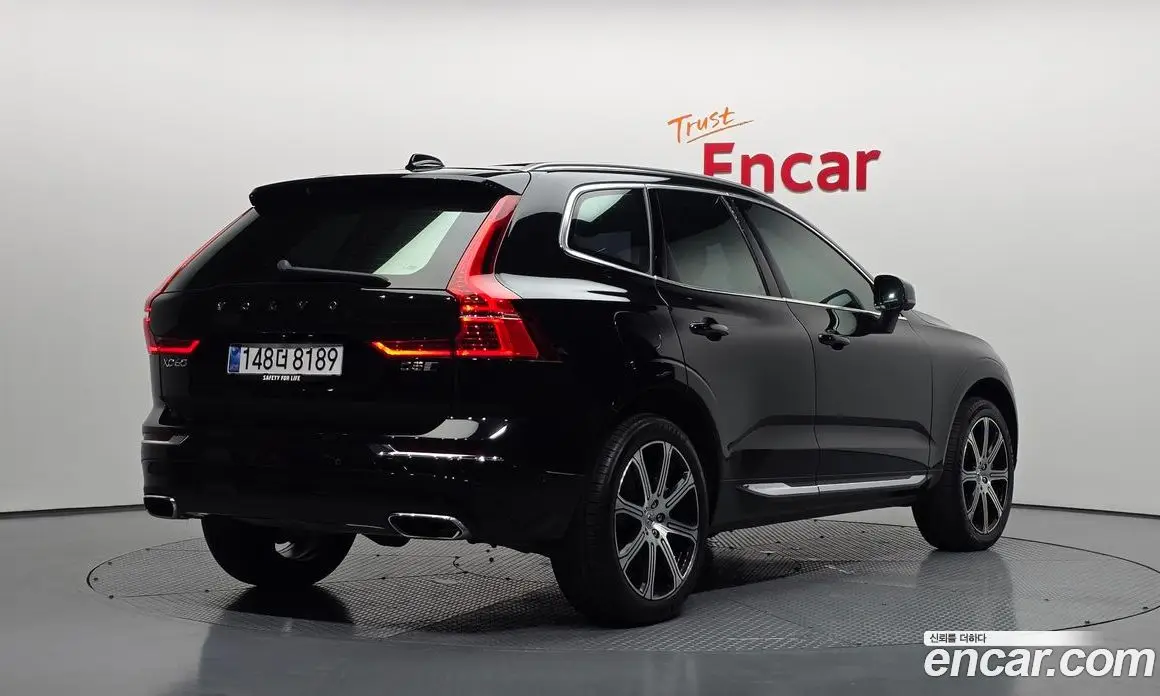 Volvo XC60 2019 2.0 автомат (гидро), фото 2 Volvo XC60 2019 2.0 автомат (гидро), фото 2
