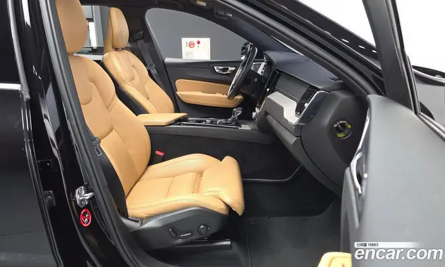 Volvo XC60 2019 2.0 автомат (гидро), миниатюра 11 Volvo XC60 2019 2.0 автомат (гидро), миниатюра 11