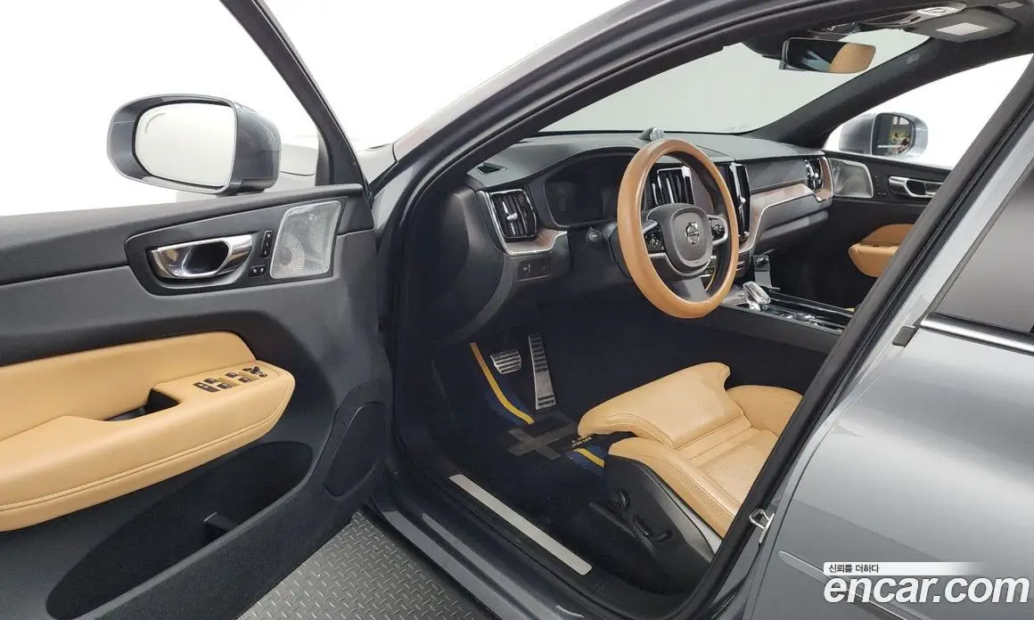 Volvo XC60 2021 2.0 автомат (гидро), фото 13 Volvo XC60 2021 2.0 автомат (гидро), фото 13