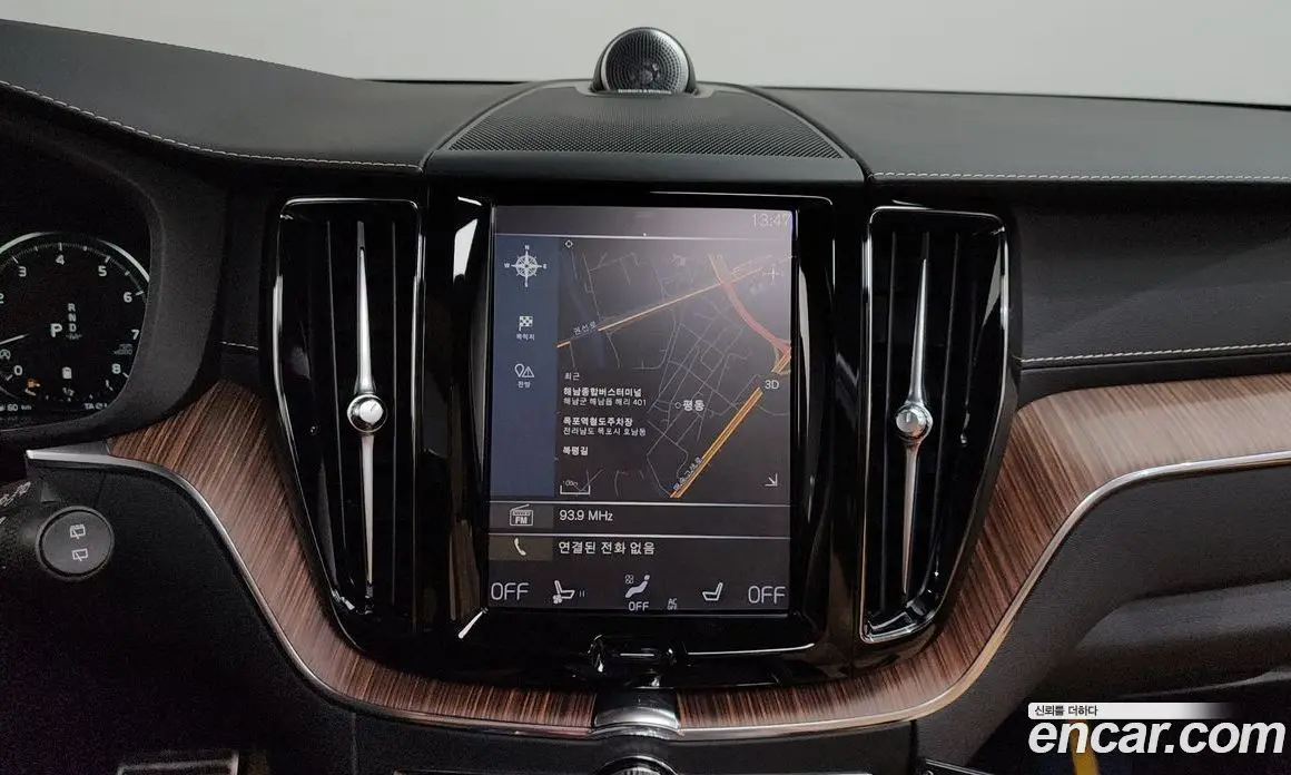 Volvo XC60 2021 2.0 автомат (гидро), фото 18 Volvo XC60 2021 2.0 автомат (гидро), фото 18