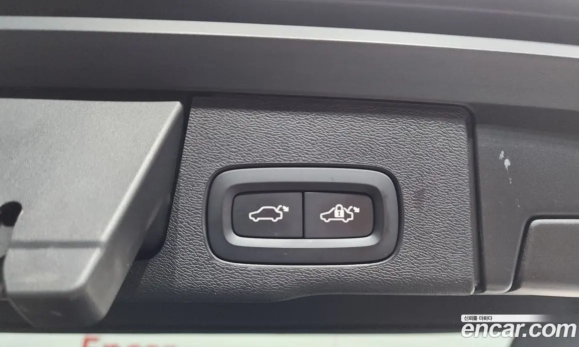 Volvo XC60 2021 2.0 автомат (гидро), фото 23 Volvo XC60 2021 2.0 автомат (гидро), фото 23