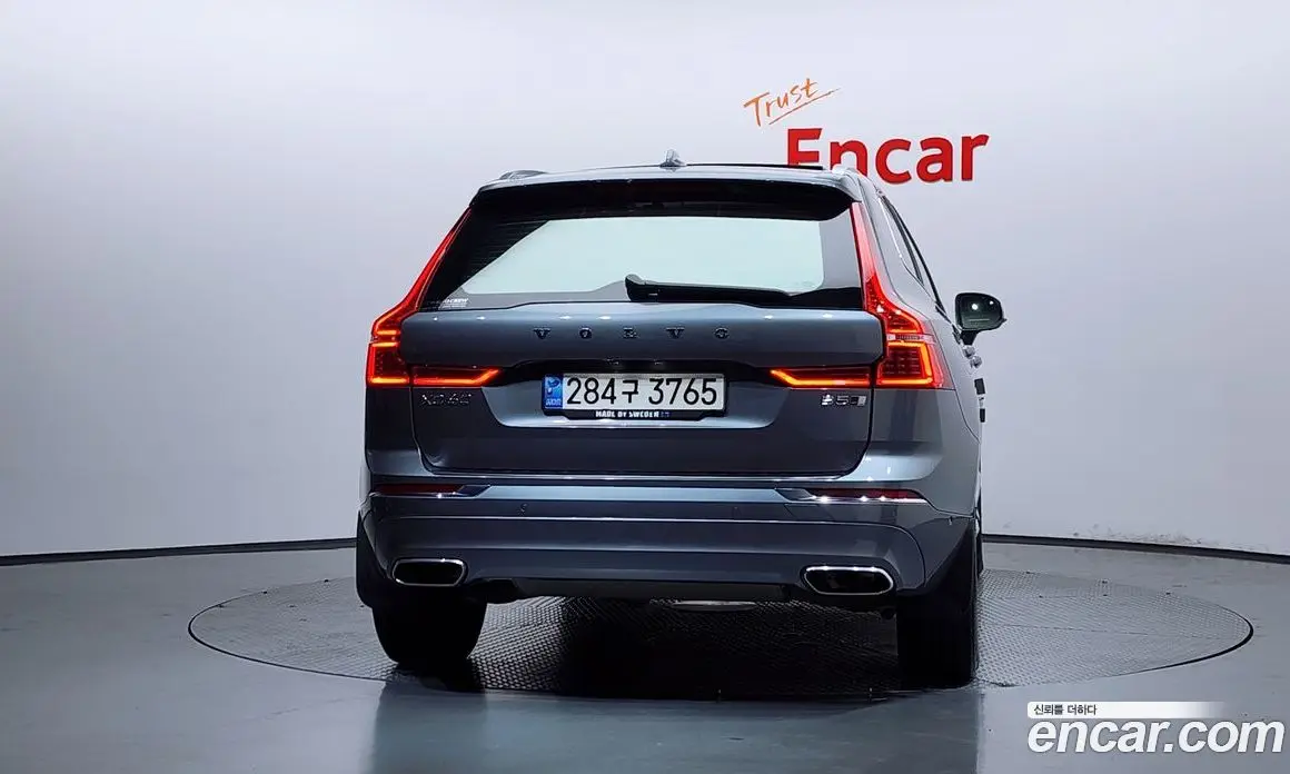 Volvo XC60 2021 2.0 автомат (гидро), фото 4 Volvo XC60 2021 2.0 автомат (гидро), фото 4
