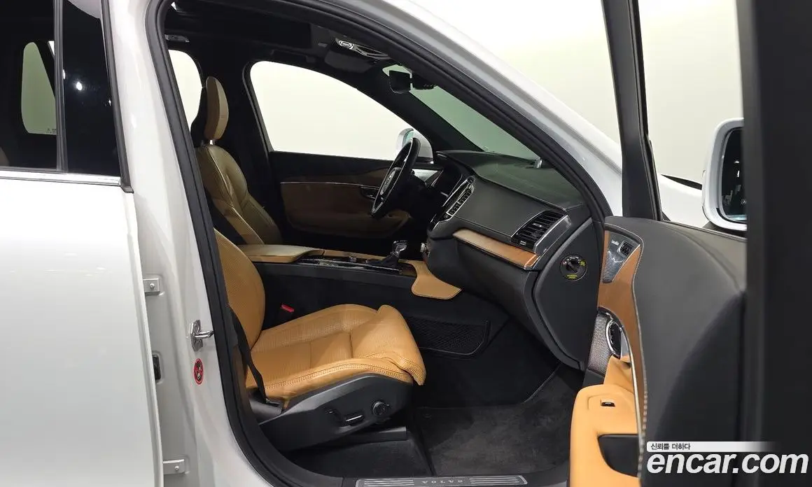 Volvo XC90 2020 2.0 автомат (гидро), фото 11 Volvo XC90 2020 2.0 автомат (гидро), фото 11