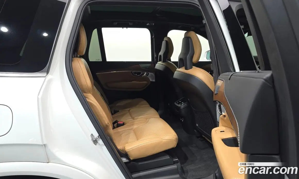 Volvo XC90 2020 2.0 автомат (гидро), фото 12 Volvo XC90 2020 2.0 автомат (гидро), фото 12