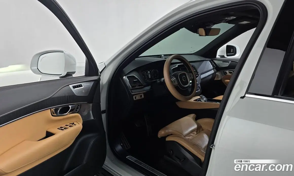 Volvo XC90 2021 2.0 автомат (гидро), фото 13 Volvo XC90 2021 2.0 автомат (гидро), фото 13
