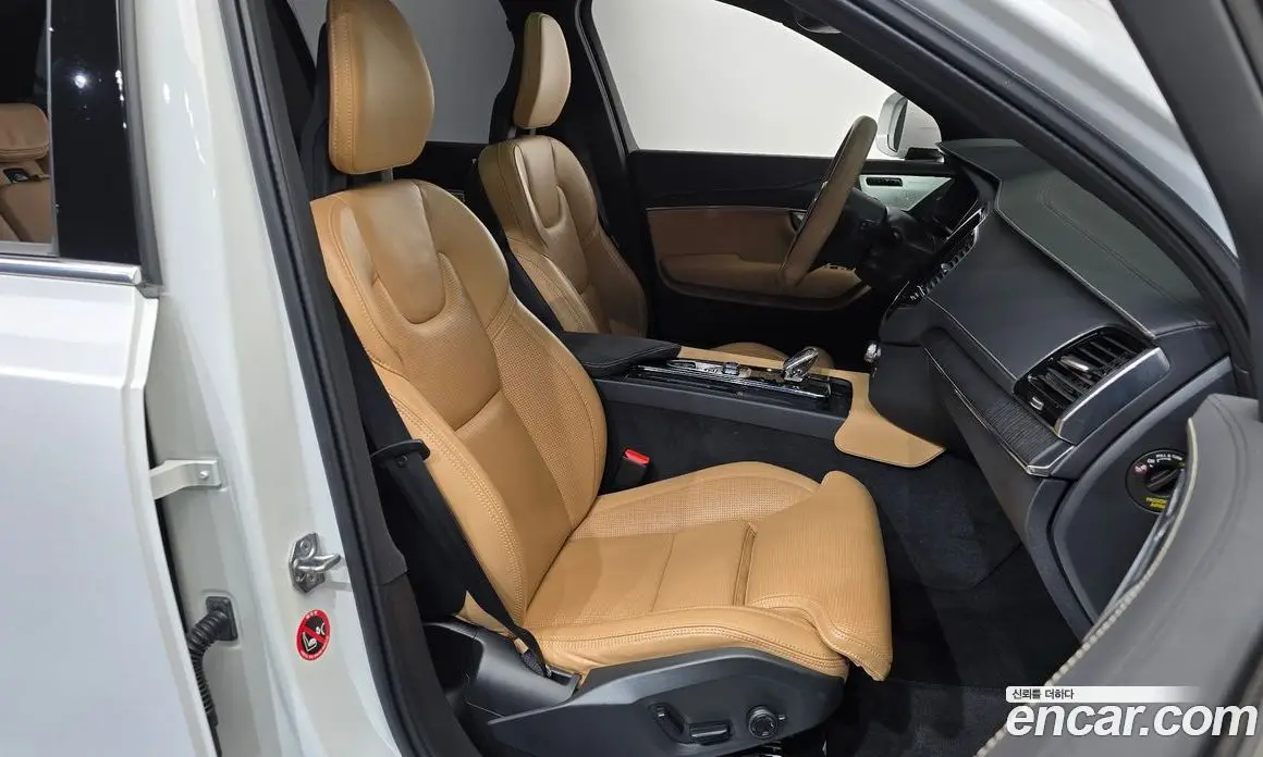 Volvo XC90 2021 2.0 автомат (гидро), фото 16 Volvo XC90 2021 2.0 автомат (гидро), фото 16