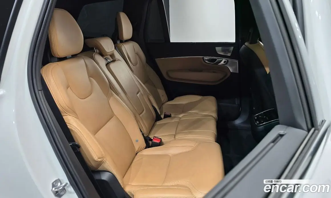 Volvo XC90 2021 2.0 автомат (гидро), фото 17 Volvo XC90 2021 2.0 автомат (гидро), фото 17