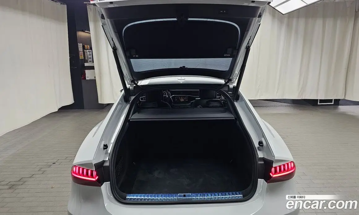 Audi A7 2021 3.0 автомат (гидро), фото 23 Audi A7 2021 3.0 автомат (гидро), фото 23