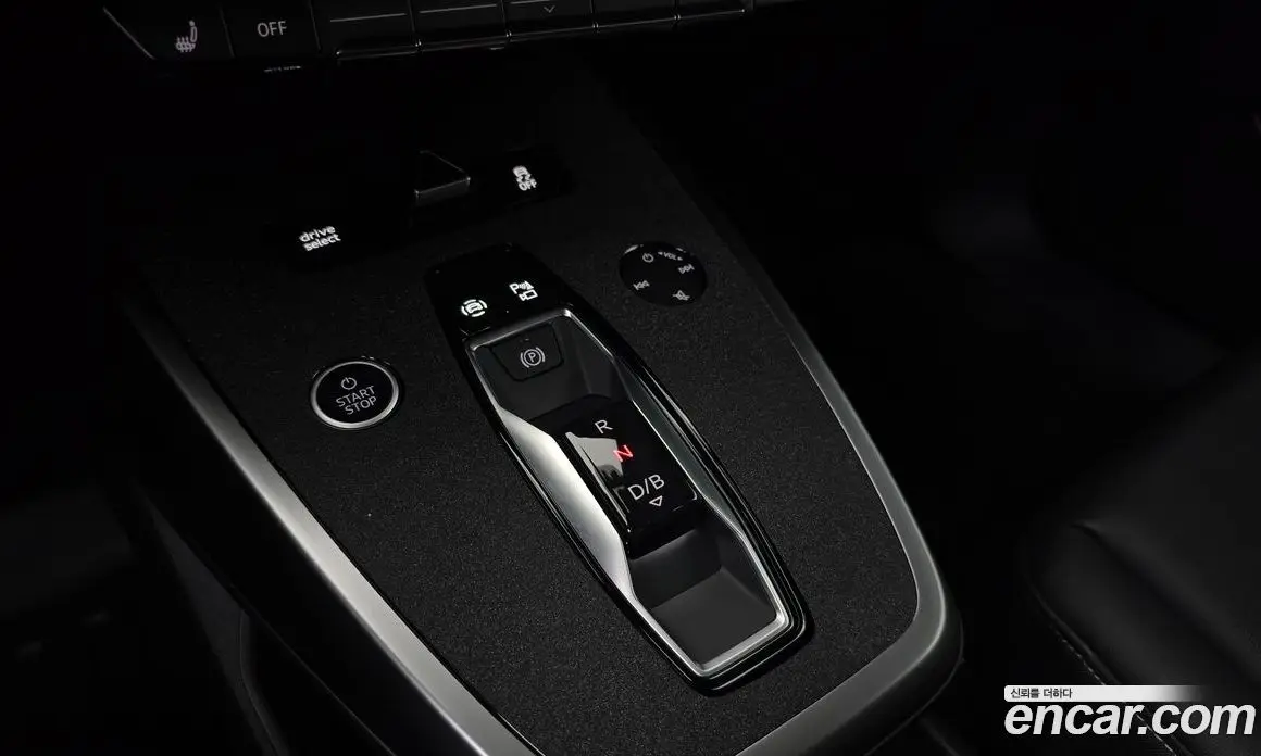 Audi Q4 e-tron 2023 0.2 автомат (гидро), фото 12 Audi Q4 e-tron 2023 0.2 автомат (гидро), фото 12