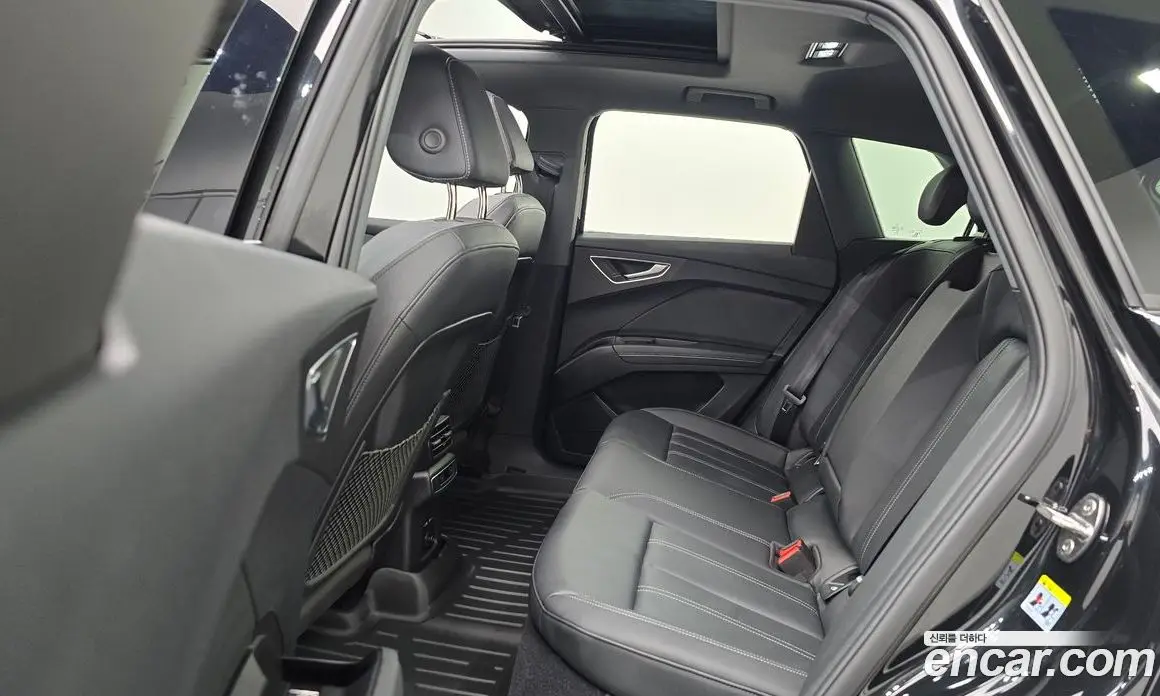Audi Q4 e-tron 2023 0.2 автомат (гидро), фото 18 Audi Q4 e-tron 2023 0.2 автомат (гидро), фото 18