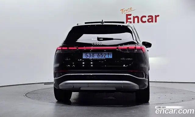 Audi Q4 e-tron 2023 0.2 автомат (гидро), миниатюра 4 Audi Q4 e-tron 2023 0.2 автомат (гидро), миниатюра 4