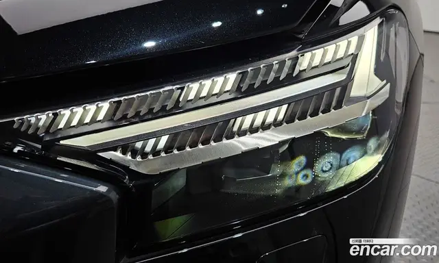 Audi Q4 e-tron 2023 0.2 автомат (гидро), миниатюра 8 Audi Q4 e-tron 2023 0.2 автомат (гидро), миниатюра 8