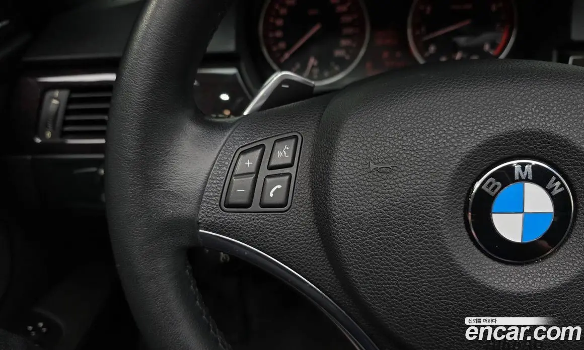 BMW 3 серия 2010 3.0 автомат (гидро), фото 16 BMW 3 серия 2010 3.0 автомат (гидро), фото 16