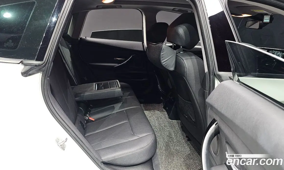 BMW 3 серия 2017 2.0 автомат (гидро), фото 17