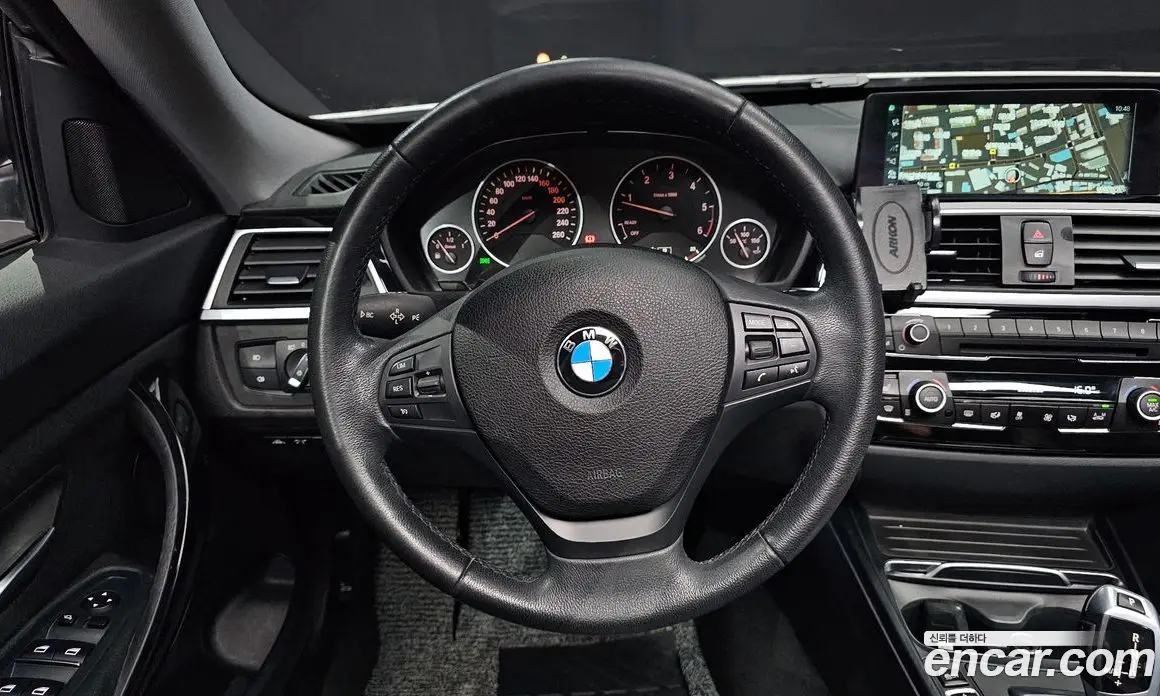 BMW 3 серия 2017 2.0 автомат (гидро), фото 19
