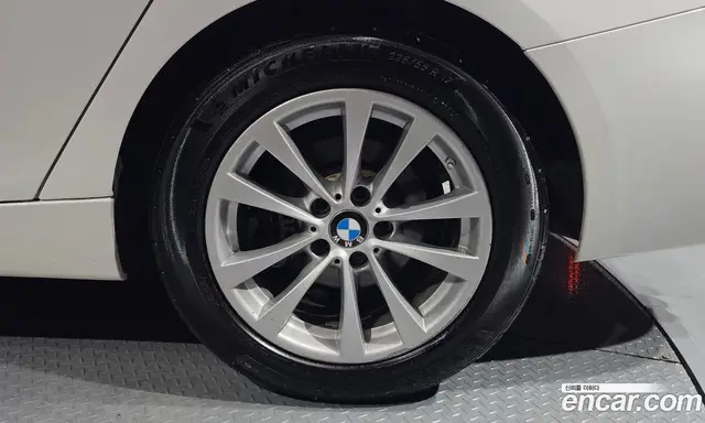 BMW 3 серия 2017 2.0 автомат (гидро), миниатюра 7