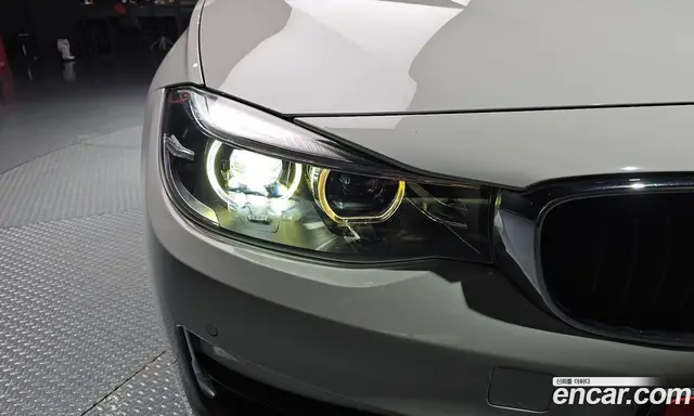 BMW 3 серия 2017 2.0 автомат (гидро), миниатюра 8