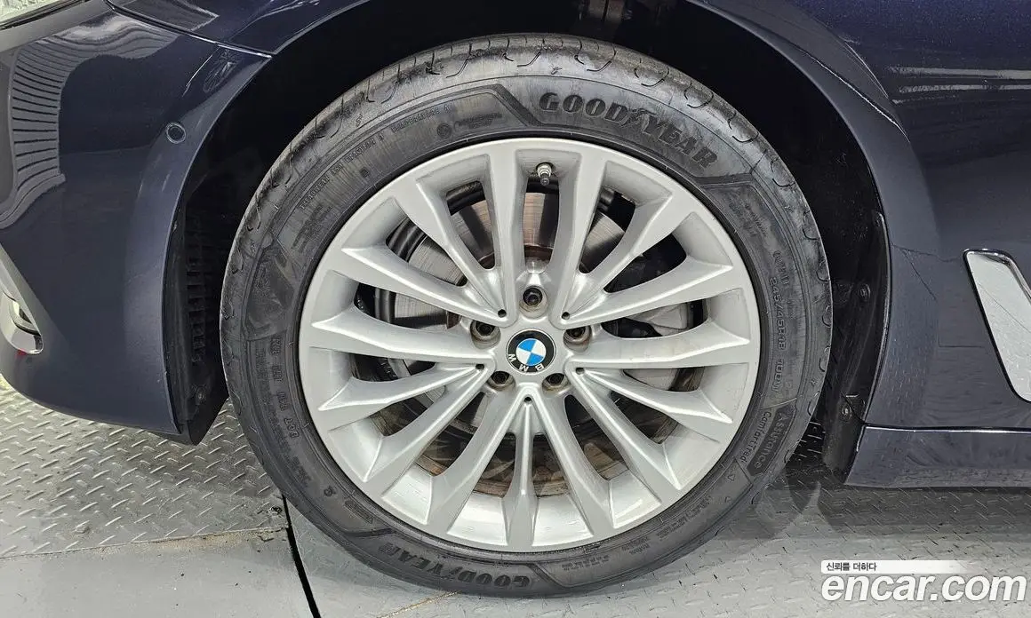 BMW 5 серия 2020 2.0 автомат (гидро), фото 5