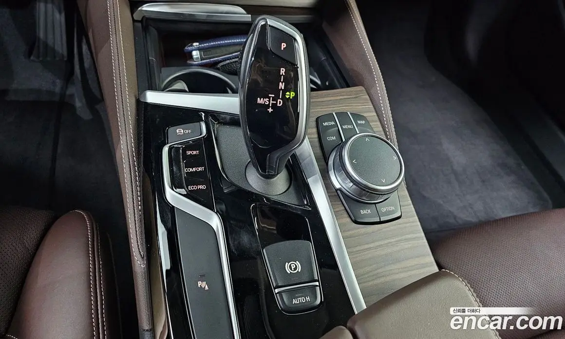BMW 5 серия 2020 2.0 автомат (гидро), фото 9