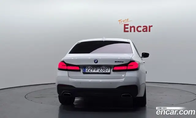 BMW 5 серия 2023 2.0 автомат (гидро), миниатюра 4 BMW 5 серия 2023 2.0 автомат (гидро), миниатюра 4