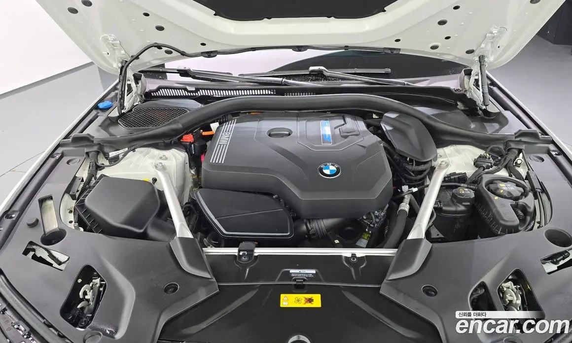 BMW 5 серия 2023 2.0 автомат (гидро), фото 6 BMW 5 серия 2023 2.0 автомат (гидро), фото 6