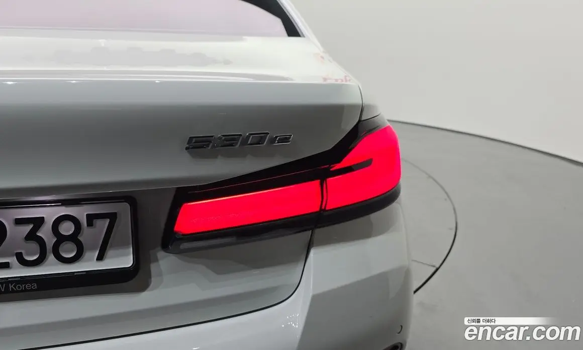 BMW 5 серия 2023 2.0 автомат (гидро), фото 9 BMW 5 серия 2023 2.0 автомат (гидро), фото 9