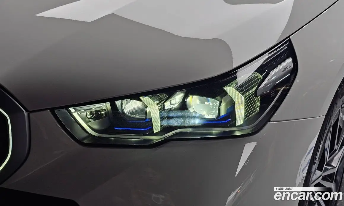 BMW 5 серия 2024 2.0 автомат (гидро), фото 8 BMW 5 серия 2024 2.0 автомат (гидро), фото 8