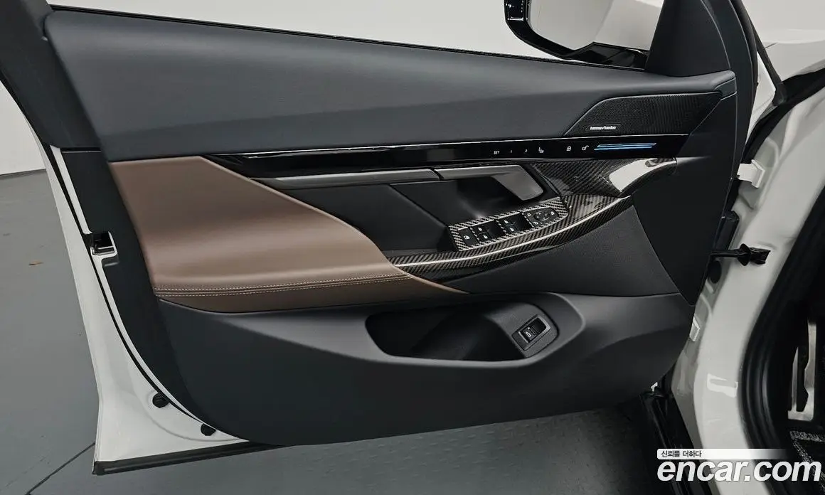 BMW 5 серия 2024 2.0 автомат (гидро), фото 13