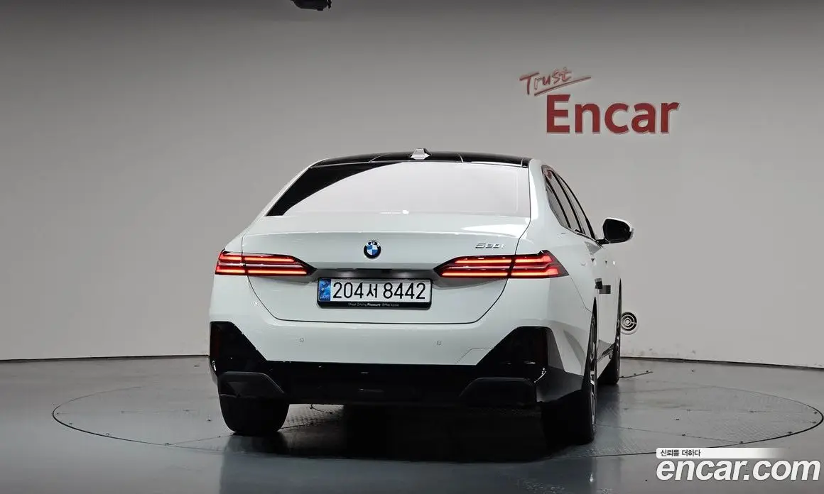 BMW 5 серия 2024 2.0 автомат (гидро), фото 3