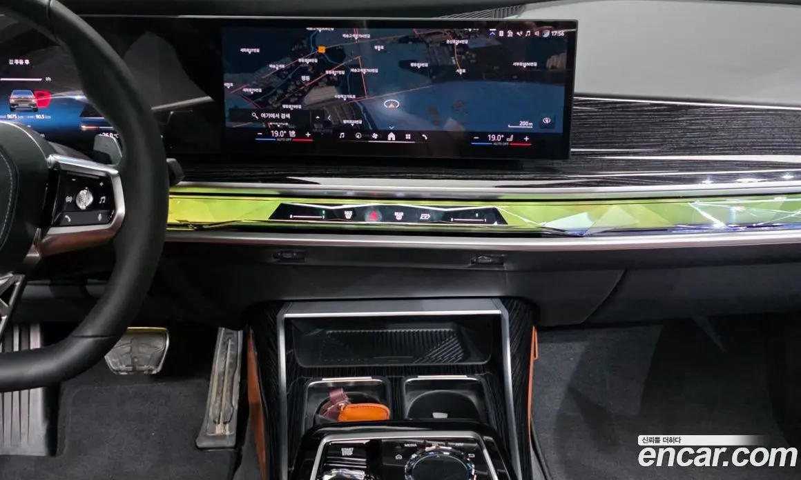 BMW 7 серия 2025 3.0 автомат (гидро), фото 14 BMW 7 серия 2025 3.0 автомат (гидро), фото 14