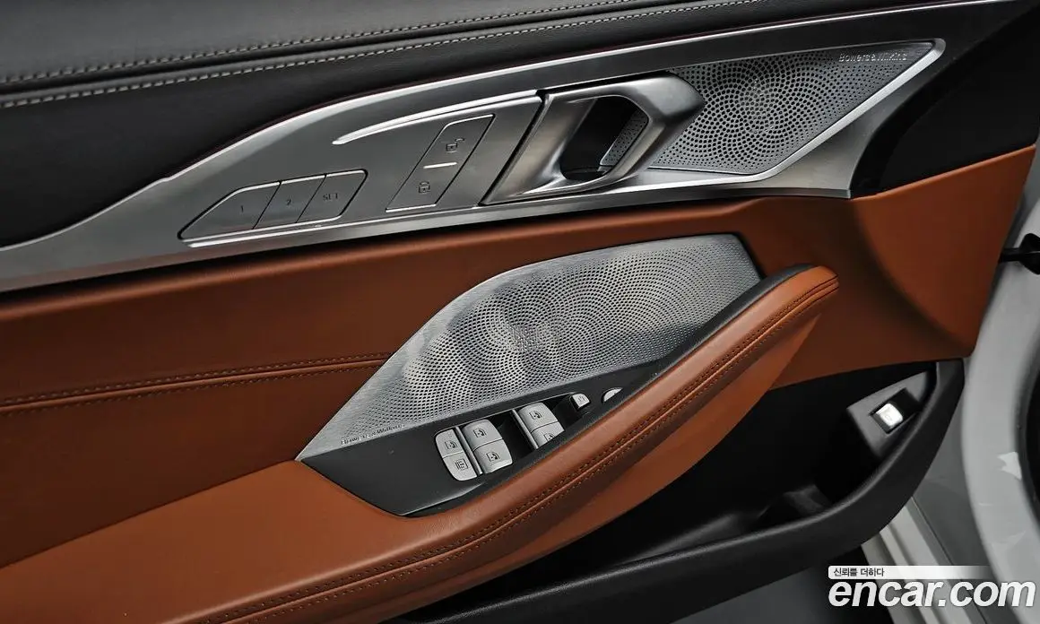 BMW 8 серия 2024 4.4 автомат (гидро), фото 22 BMW 8 серия 2024 4.4 автомат (гидро), фото 22