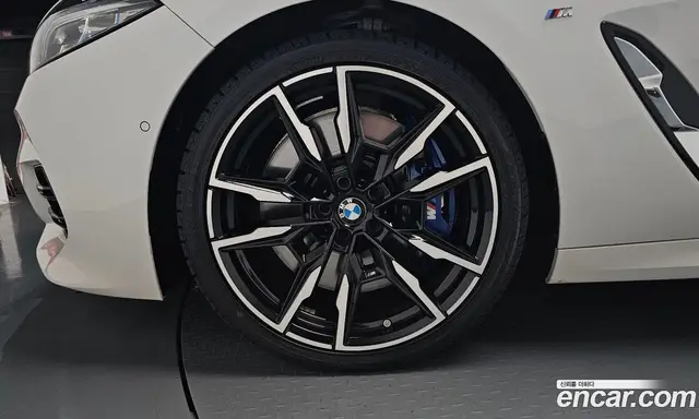 BMW 8 серия 2024 4.4 автомат (гидро), миниатюра 4 BMW 8 серия 2024 4.4 автомат (гидро), миниатюра 4