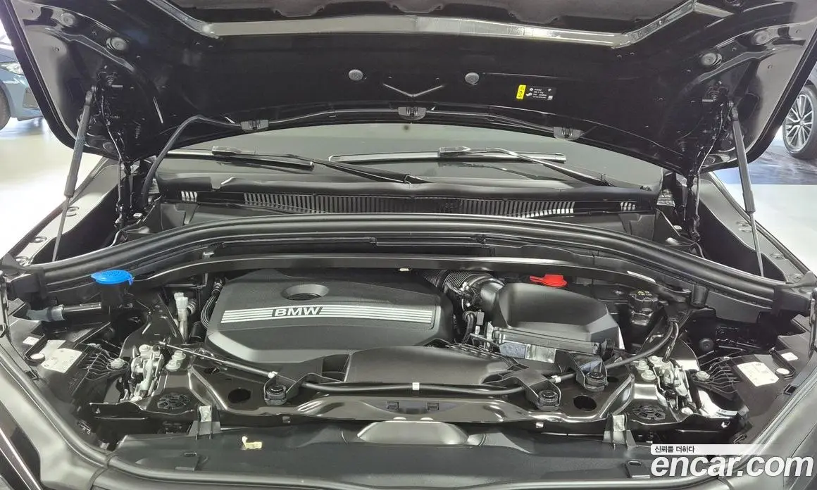 BMW X2 2025 2.0 автомат (гидро), фото 6