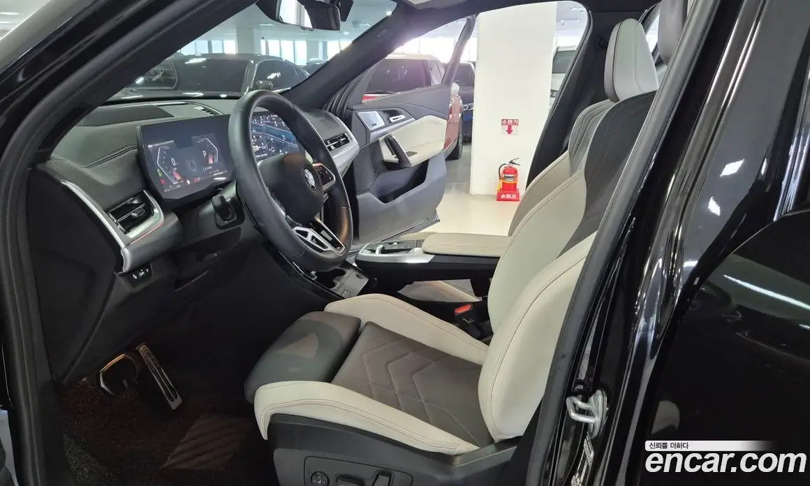 BMW X2 2025 2.0 автомат (гидро), фото 10