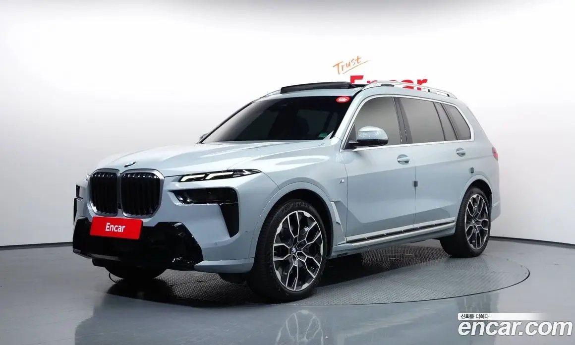 BMW X7 2023 3.0 автомат (гидро), фото 1 BMW X7 2023 3.0 автомат (гидро), фото 1
