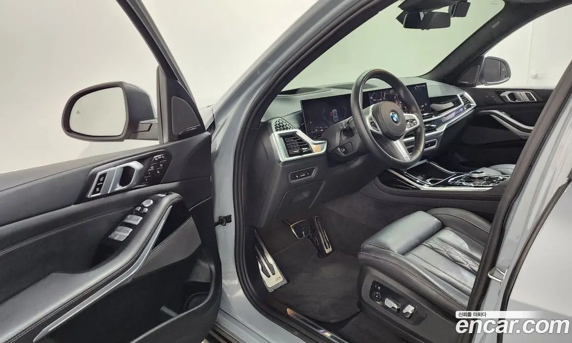 BMW X7 2023 3.0 автомат (гидро), фото 13 BMW X7 2023 3.0 автомат (гидро), фото 13