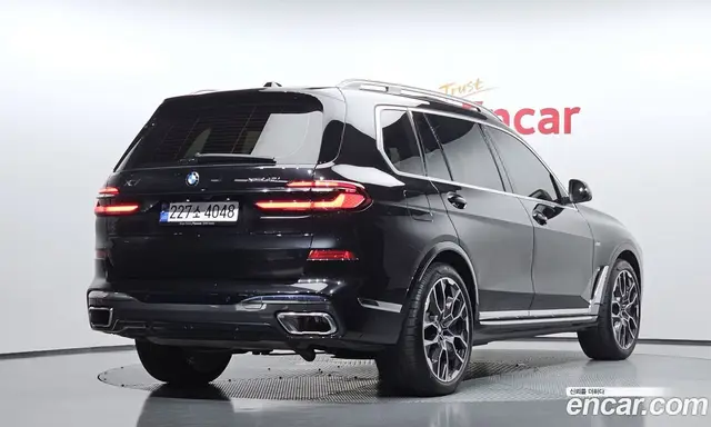 BMW X7 2024 3.0 автомат (гидро), миниатюра 2