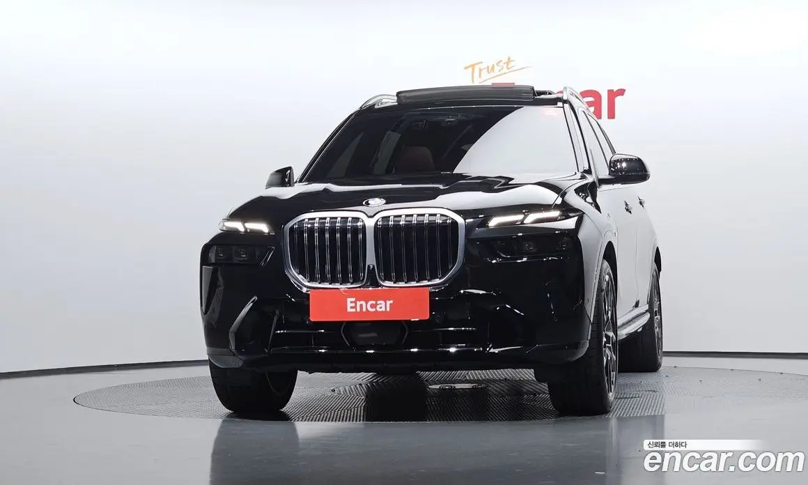 BMW X7 2024 3.0 автомат (гидро), фото 3