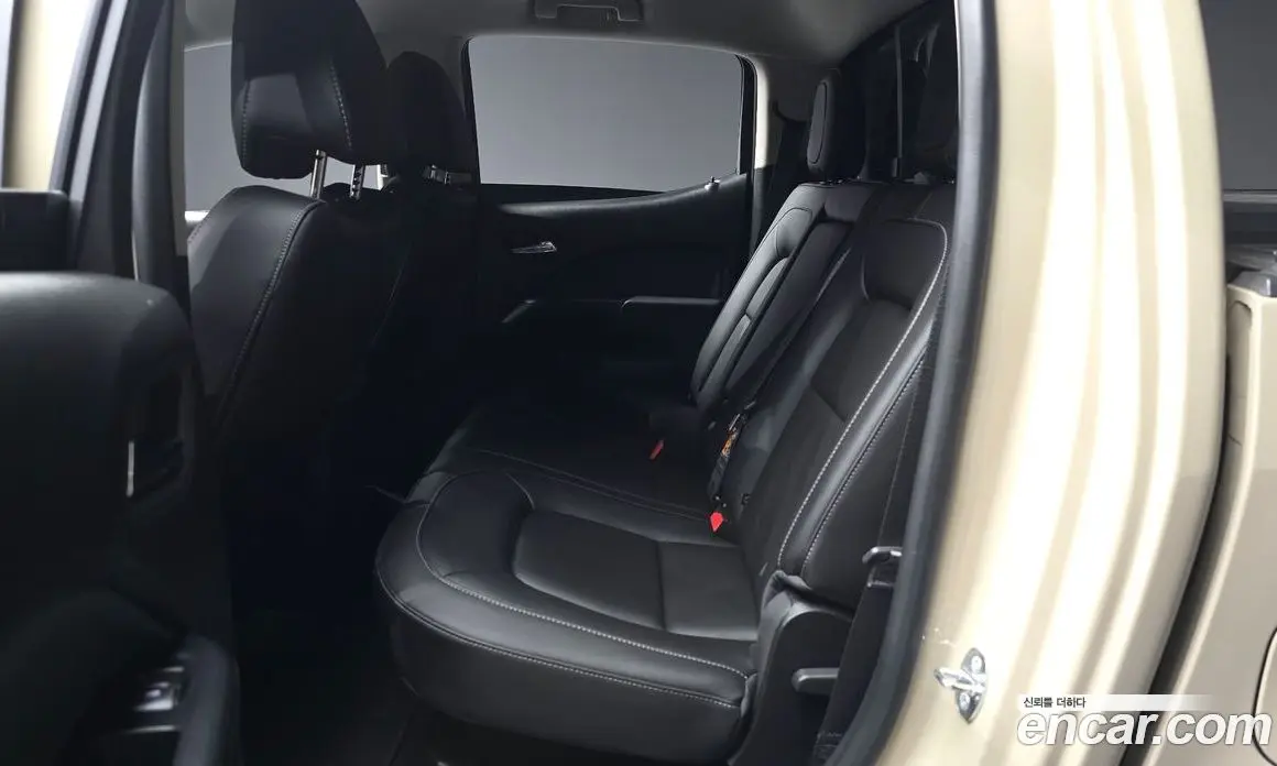 Chevrolet Colorado 2022 3.6 автомат (гидро), фото 16