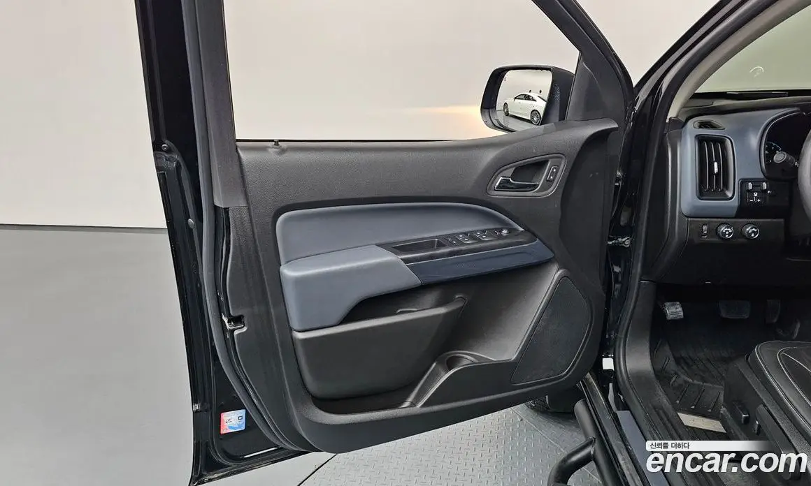 Chevrolet Colorado 2022 3.6 автомат (гидро), фото 14