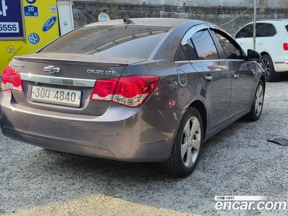 Chevrolet Cruze 2012 2.0 автомат (гидро), фото 4