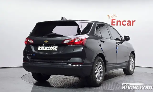 Chevrolet Equinox 2018 1.6 автомат (гидро), миниатюра 2 Chevrolet Equinox 2018 1.6 автомат (гидро), миниатюра 2