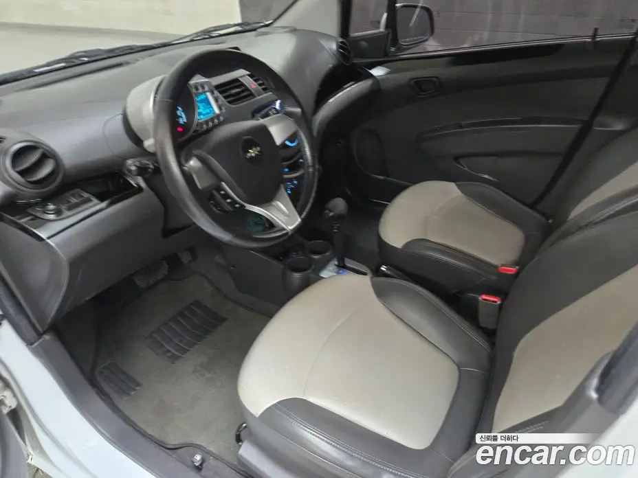 Chevrolet Spark 2011 1.0 автомат (гидро), фото 12 Chevrolet Spark 2011 1.0 автомат (гидро), фото 12